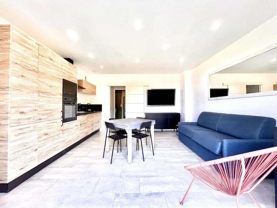 T2 Village Apartment *
