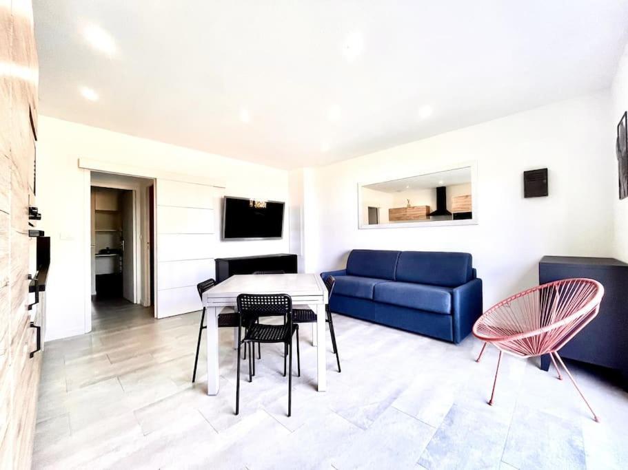 T2 Village Apartment *